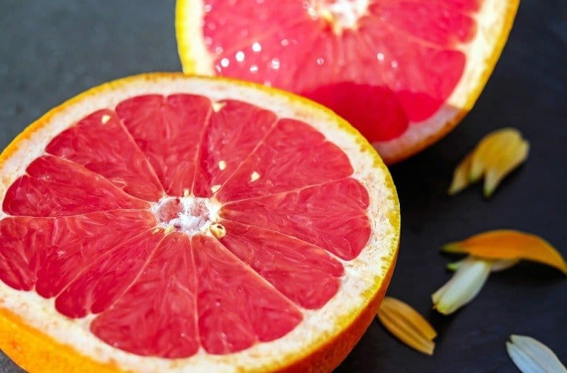 15 Best Foods for Weight Loss on Night Shift _ theothershift.com _ grapefruit