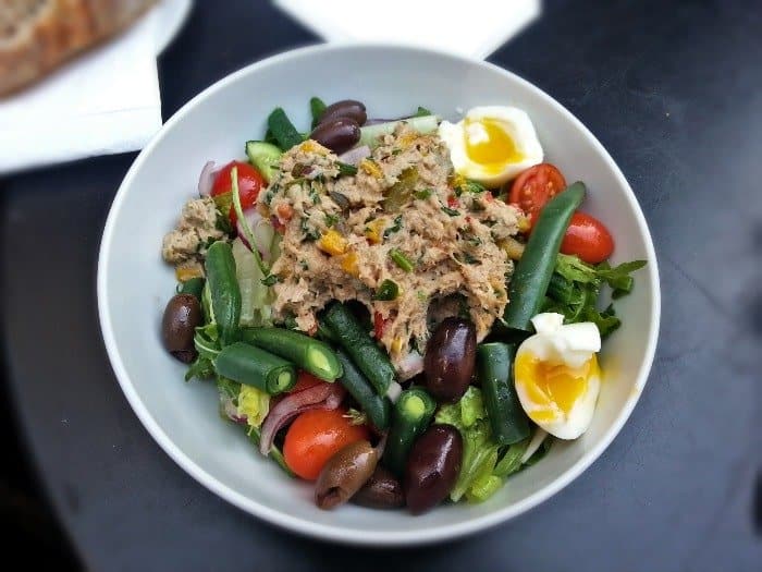 tuna-salad - 15 Best Foods for Weight Loss on Night Shift _ theothershift.com